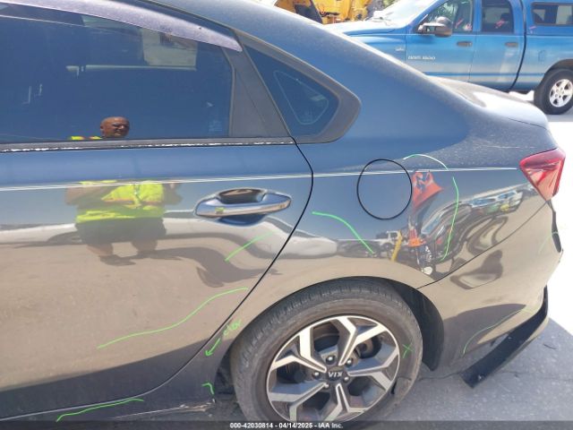 3KPF24AD0KE099202 KIA Forte Lxs