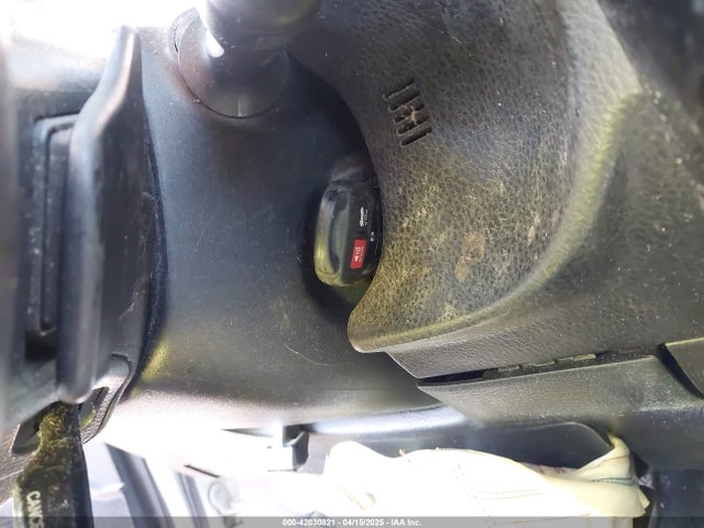 5YFBURHE2HP582055 Toyota COROLLA SE