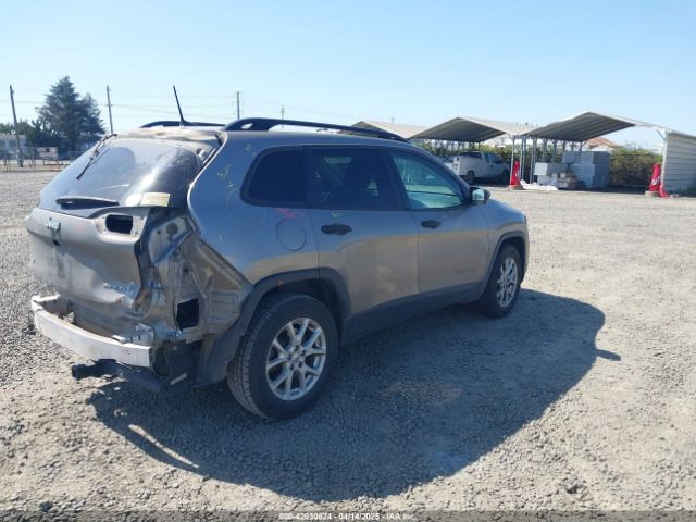 1C4PJMAB1HW584727 Jeep Cherokee Sport 4x4