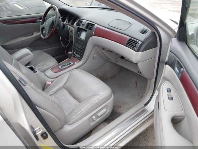 2004 LEXUS ES 330 JTHBA30GX45024169 Photo 4