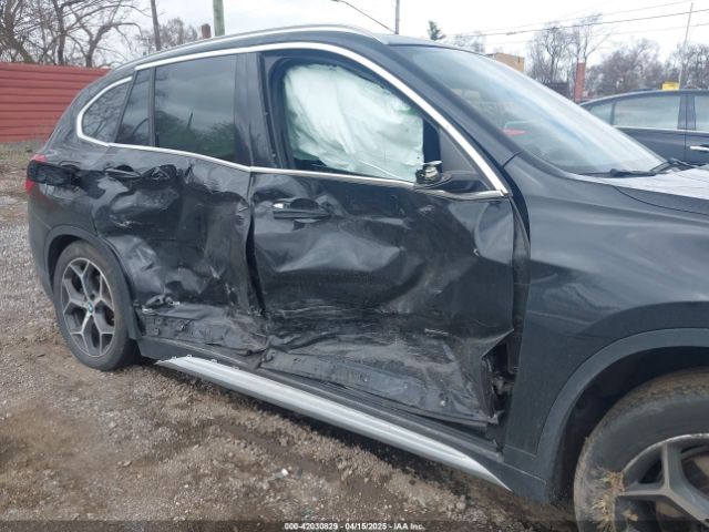 2018 BMW X1 WBXHT3Z36J4A66772 Photo 5
