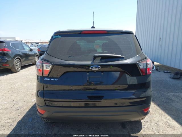 1FMCU0F78HUD75933 Ford ESCAPE S