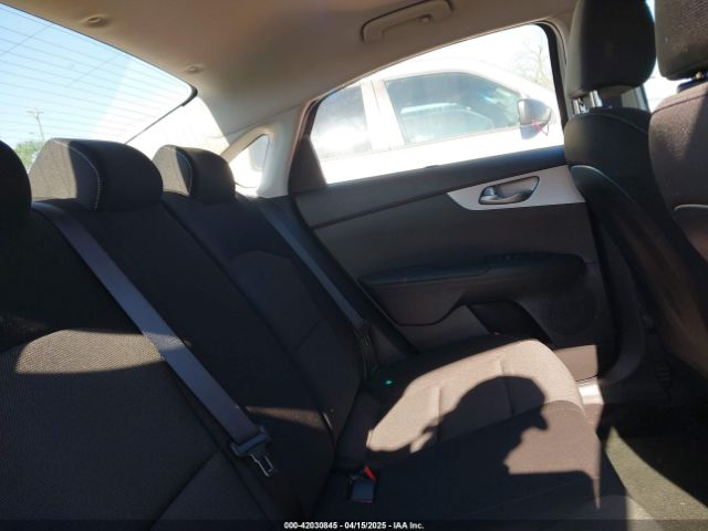 3KPF24AD6RE705192 KIA Forte Lxs