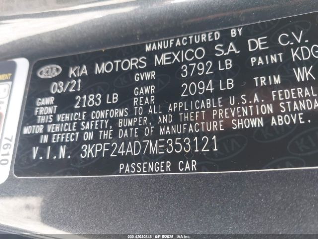 3KPF24AD7ME353121 KIA Forte Lxs