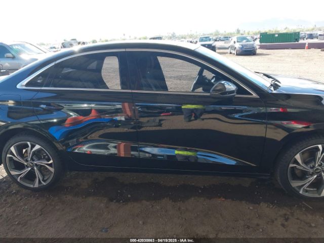 WAUGUDGYXNA088012 Audi 40 tfsi