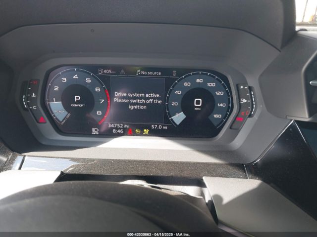WAUGUDGYXNA088012 Audi 40 tfsi