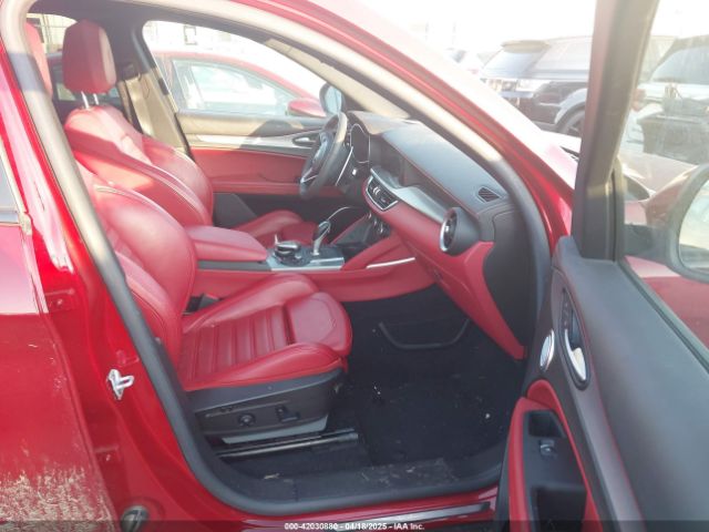 ZASPAKBN2K7C69215 Alfa Romeo Stelvio Ti Sport Awd