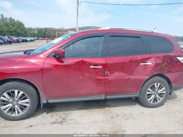 5N1DR2MM7JC623109 Nissan Pathfinder S
