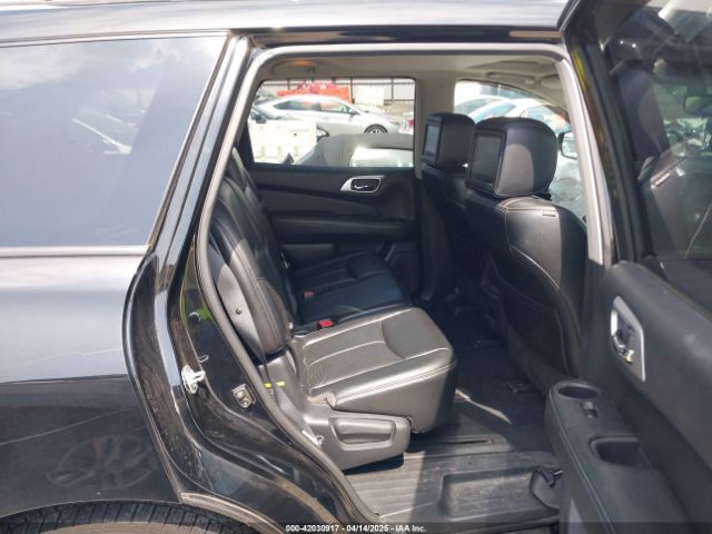5N1DR2MM5HC611759 Nissan Pathfinder Platinum