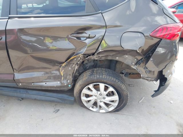 KM8J2CA45LU203752 Hyundai TUCSON SE