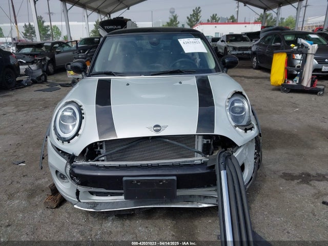 WMWXR3C09M2N96671 Mini Hardtop Cooper