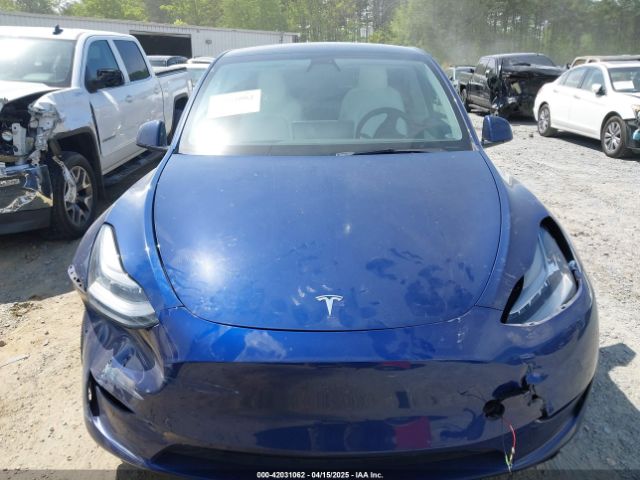 5YJYGDED8MF116359 Tesla Model Y Standard Range Rear-wheel Drive