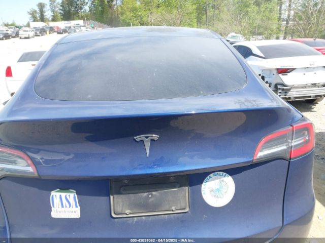 5YJYGDED8MF116359 Tesla Model Y Standard Range Rear-wheel Drive