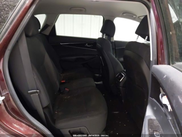 5XYPGDA57HG201508 KIA Sorento 3.3l Lx