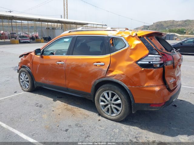 JN8AT2MT6HW389252 Nissan ROGUE SV