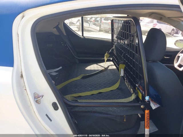 JTDKDTB37G1125636 Toyota Prius C Two