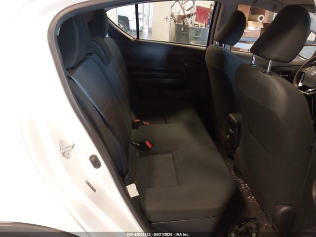 JTDKDTB35J1599642 Toyota Prius C Two