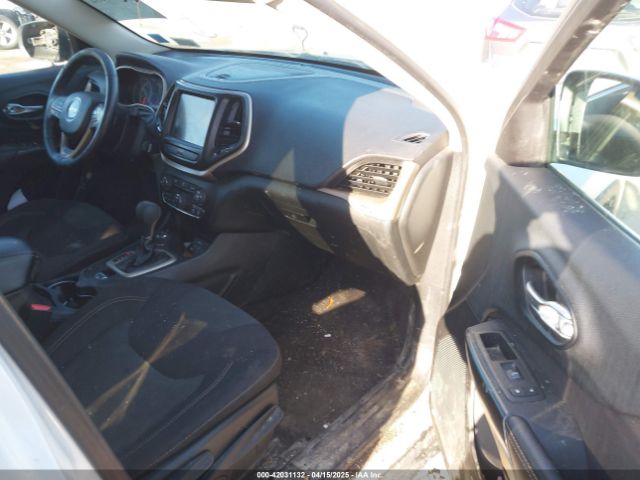 1C4PJMCB1GW204412 Jeep Cherokee Latitude