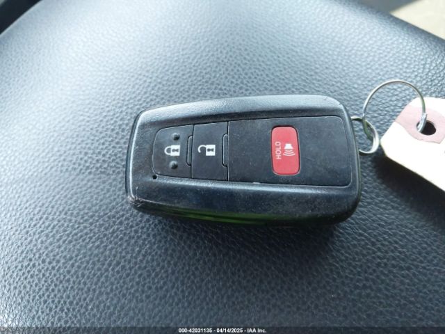 2T3P1RFV9LC095145 Toyota Rav4 Xle
