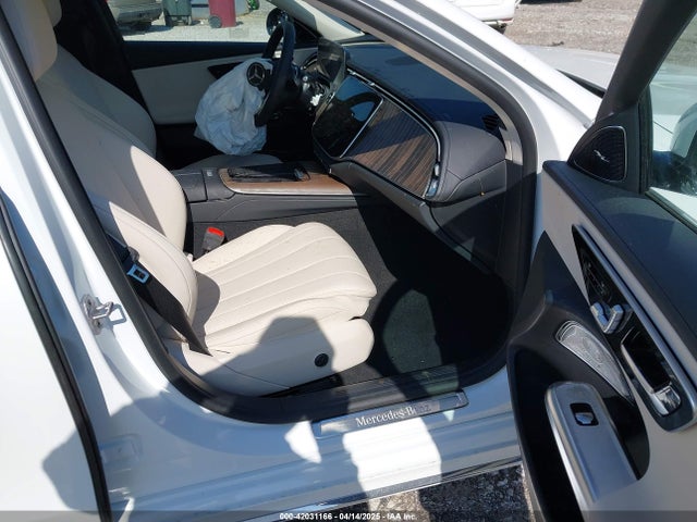 W1KLF4HB9RA070764 Mercedes-Benz m254