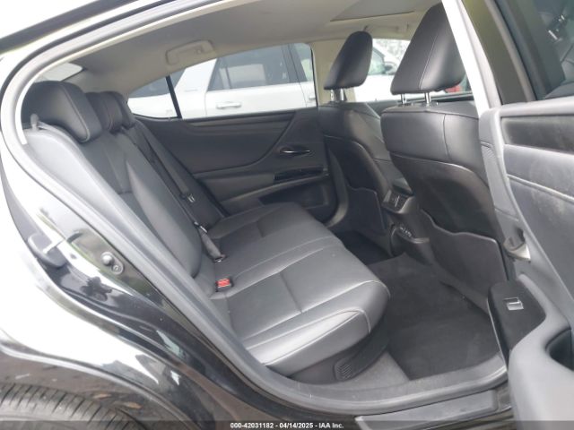 58ADA1C16PU029969 Lexus ES 300H