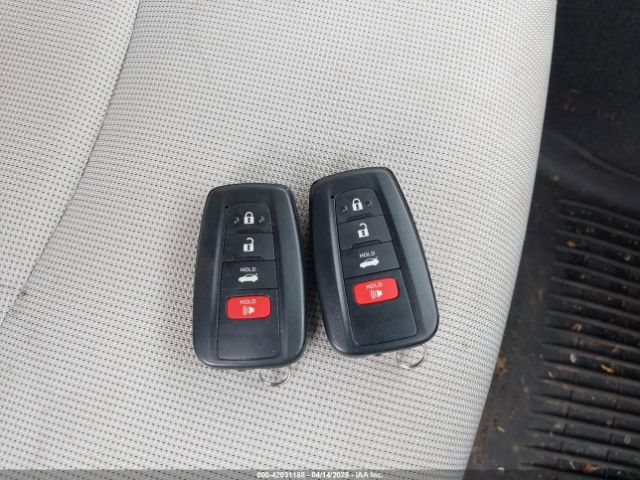 JTDEAMDE2N3011281 Toyota Corolla Hybrid Le