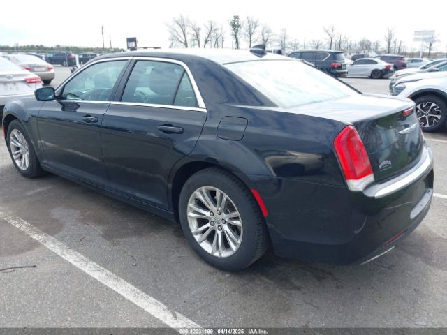 2019 CHRYSLER 300 2C3CCAAG2KH580294 Photo 2