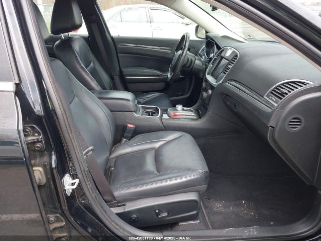 2019 CHRYSLER 300 2C3CCAAG2KH580294 Photo 4