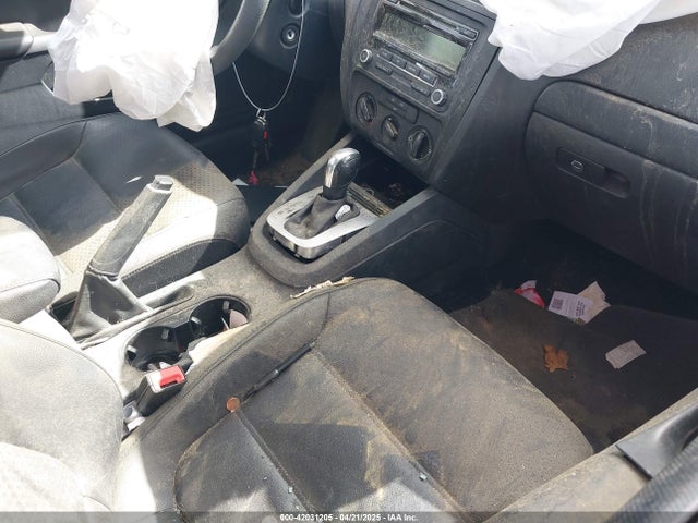 3VWD17AJ9EM285247 Volkswagen Jetta 1.8t Se