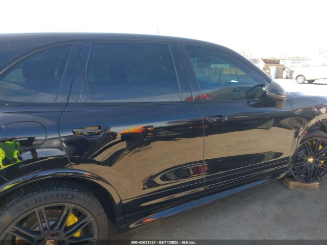 WP1AC2A2XFLA80727 Porsche Cayenne Turbo