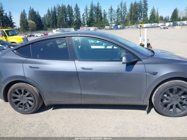 7SAYGDED5PF967493 Tesla Model Y Rwd