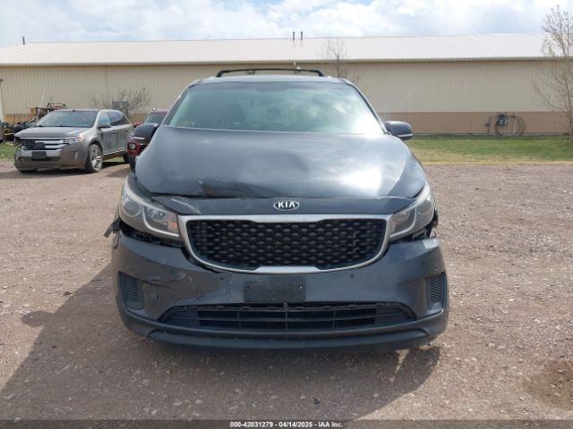 KNDMB5C17H6253936 KIA SEDONA LX