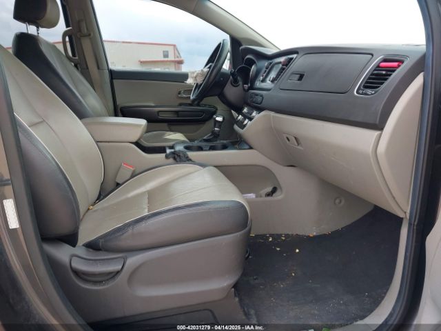 KNDMB5C17H6253936 KIA SEDONA LX