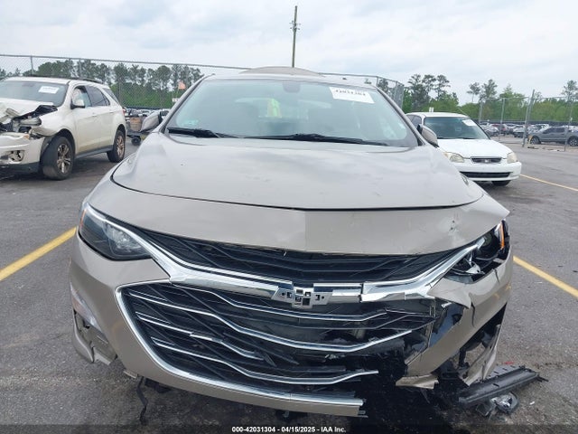 1G1ZD5ST7NF128619 Chevrolet Malibu Fwd Lt