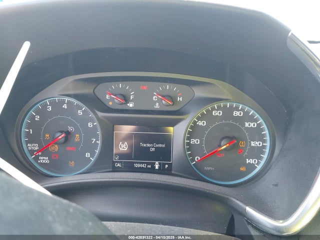 2GNAXKEXXJ6267227 Chevrolet EQUINOX LT
