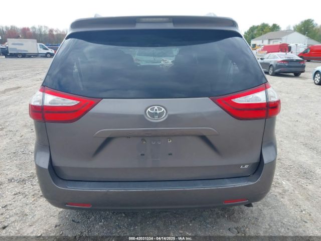 5TDKK3DC8FS655960 Toyota Sienna Le 8 Passenger