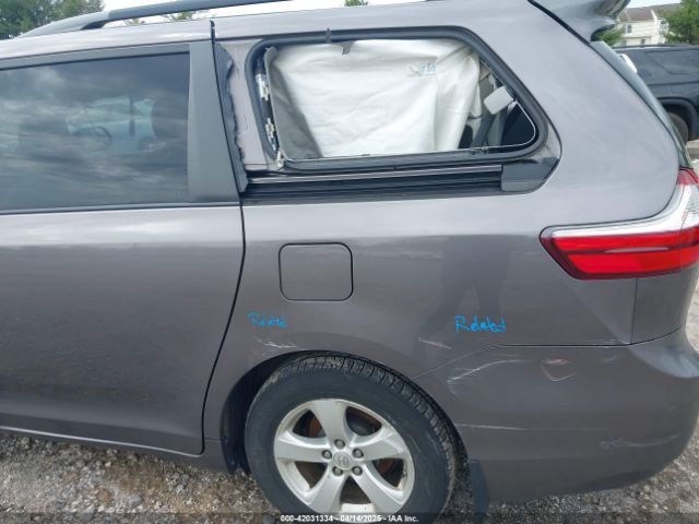 5TDKK3DC8FS655960 Toyota Sienna Le 8 Passenger
