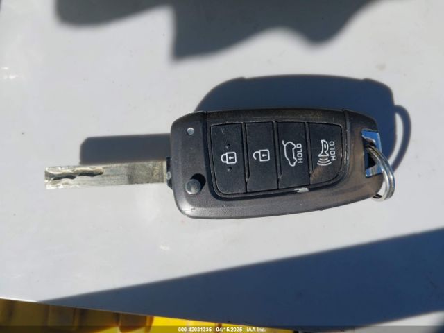 KM8K1CAA8KU288114 Hyundai Kona Se