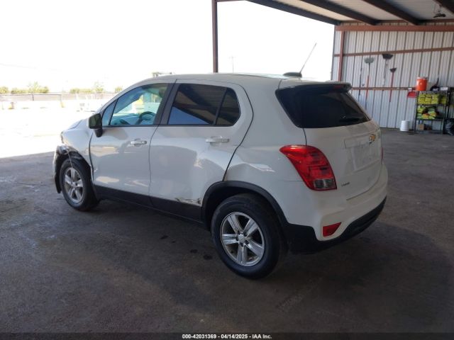 2020 CHEVROLET TRAX KL7CJKSB8LB328373 Photo 2