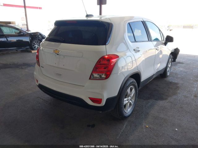 2020 CHEVROLET TRAX KL7CJKSB8LB328373 Photo 3