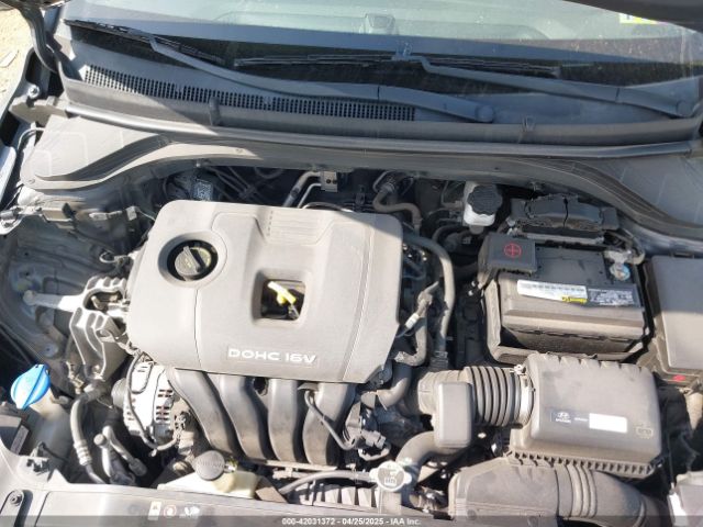 5NPD84LF3JH276162 Hyundai ELANTRA SEL