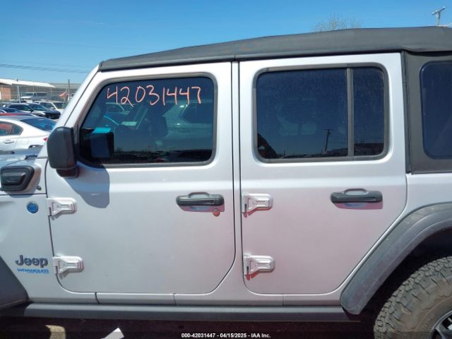 1C4JJXR65NW198063 Jeep Wrangler 4xe Unlimited Rubicon 4x4