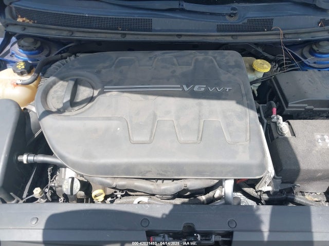 1C3CCCBG0FN635140 Chrysler 200