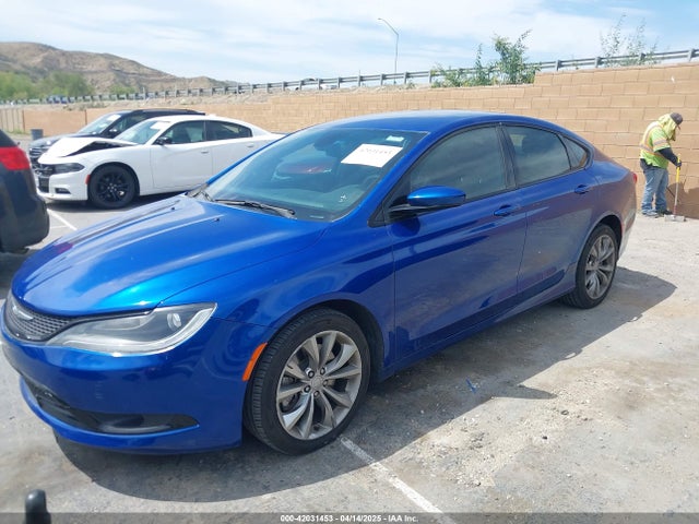 1C3CCCBG0FN635140 Chrysler 200