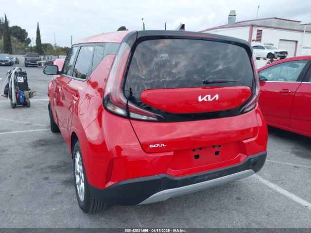 KNDJ23AU7P7212090 KIA SOUL LX