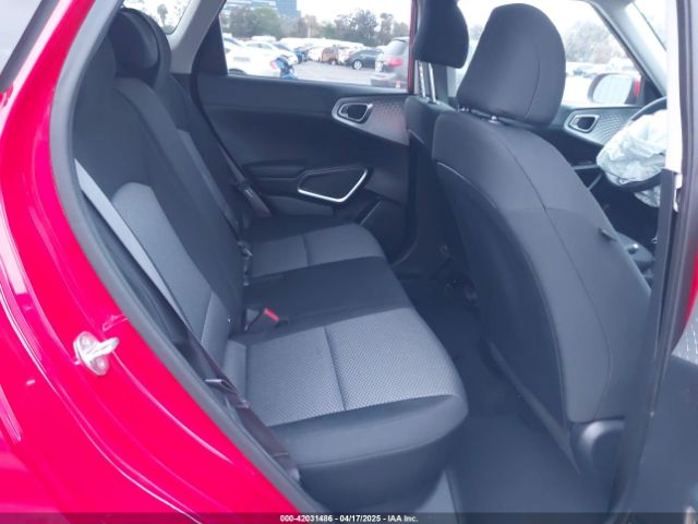 KNDJ23AU7P7212090 KIA SOUL LX