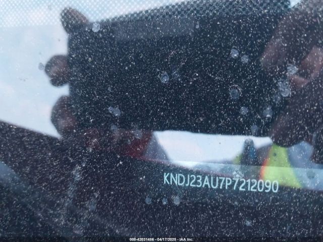 KNDJ23AU7P7212090 KIA SOUL LX