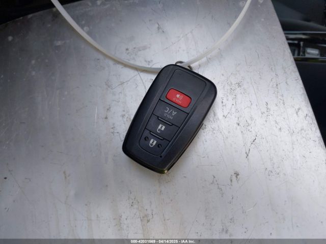 JTDKAMFP7M3197111 Toyota Prius Prime Le