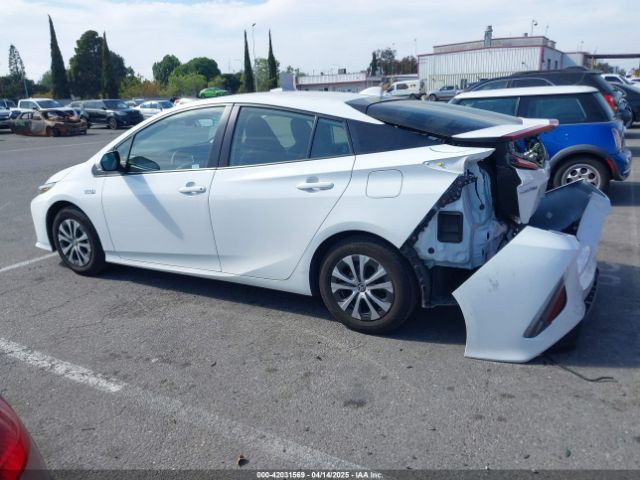 JTDKAMFP7M3197111 Toyota Prius Prime Le