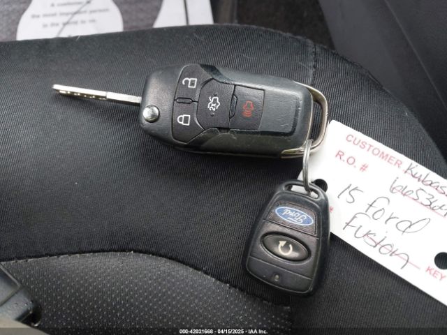 3FA6P0H74FR168598 Ford FUSION SE